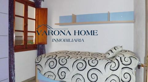 Foto 3 de Piso de alquiler en Calle Costanillas, Sta. Marina - San Andrés - San Pablo - San Lorenzo, Córdoba