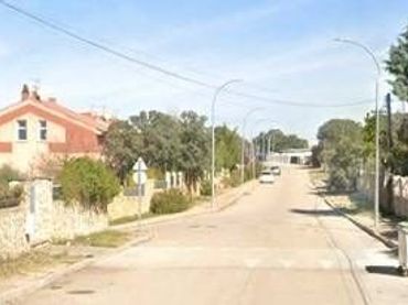 Casa con jardín en venta en Calle MONTEAVERUELO