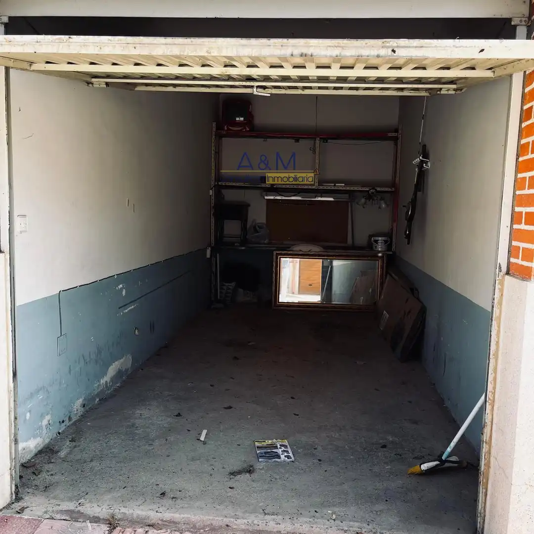 Wohnung zum Verkauf in Nava del Rey mit Heizung und Abstellraum