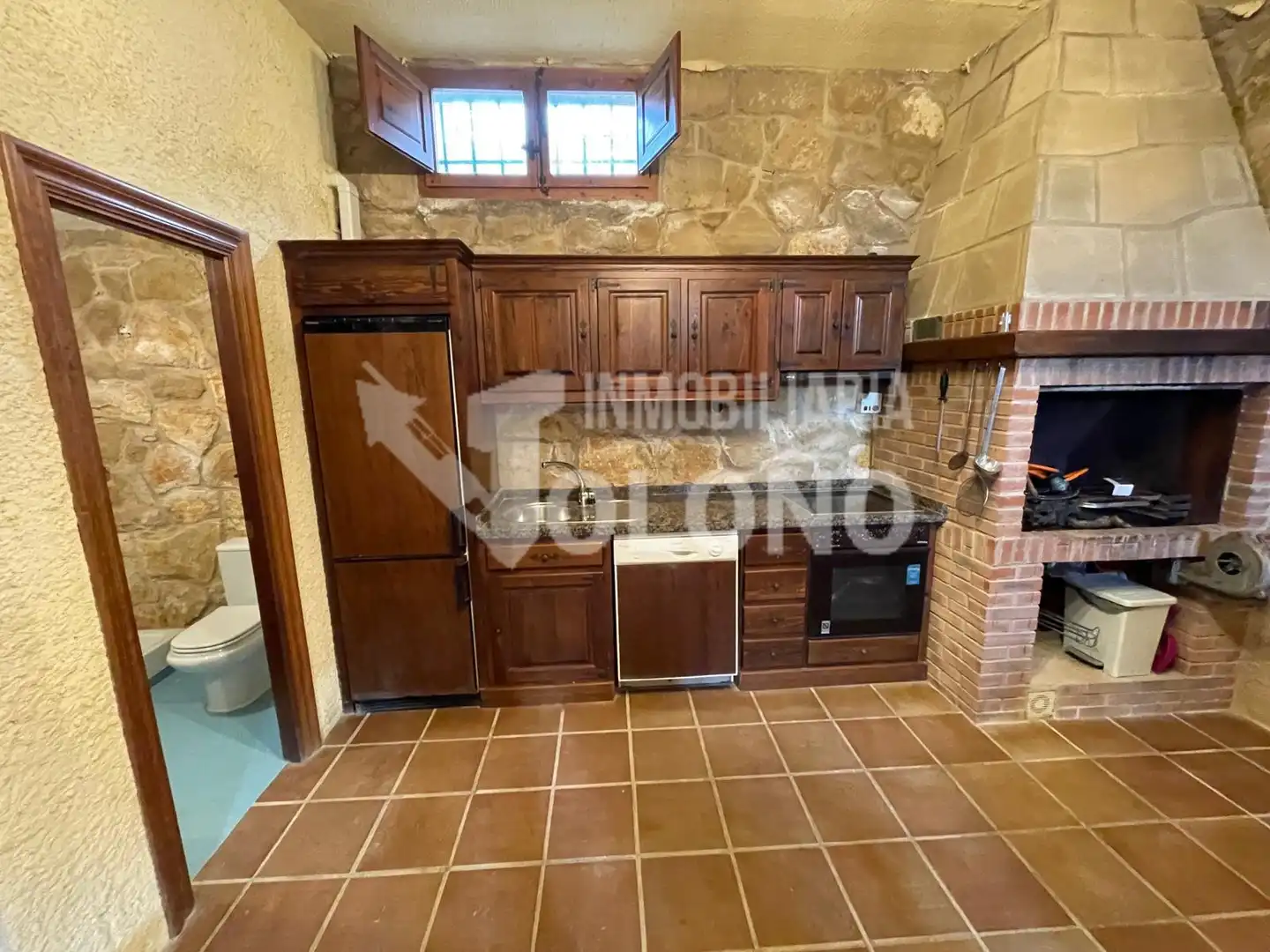 Kitchen of Commercial properties for sale in Briñas  with Furnished