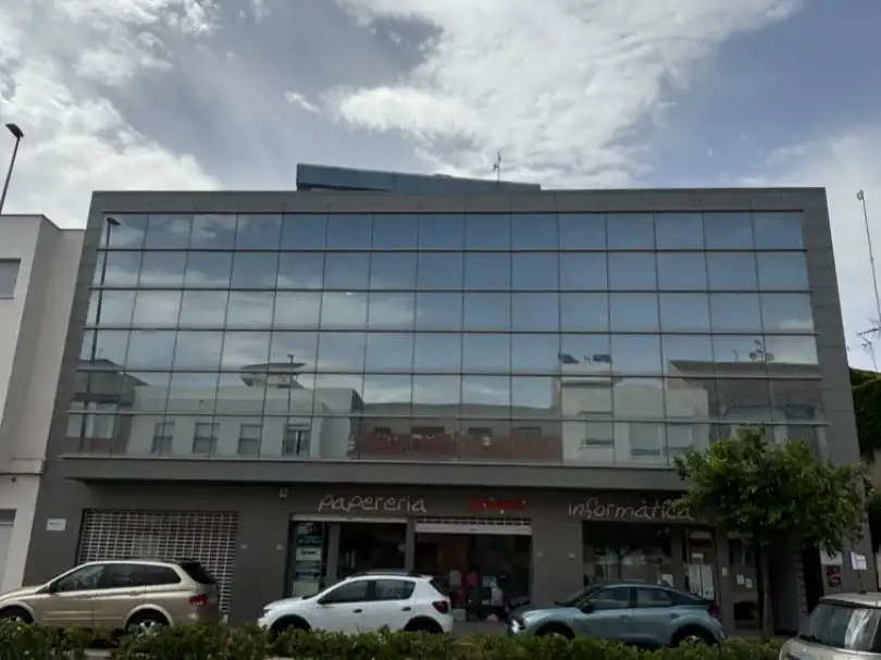 Office space with lift to rent in avenida diputacio 18