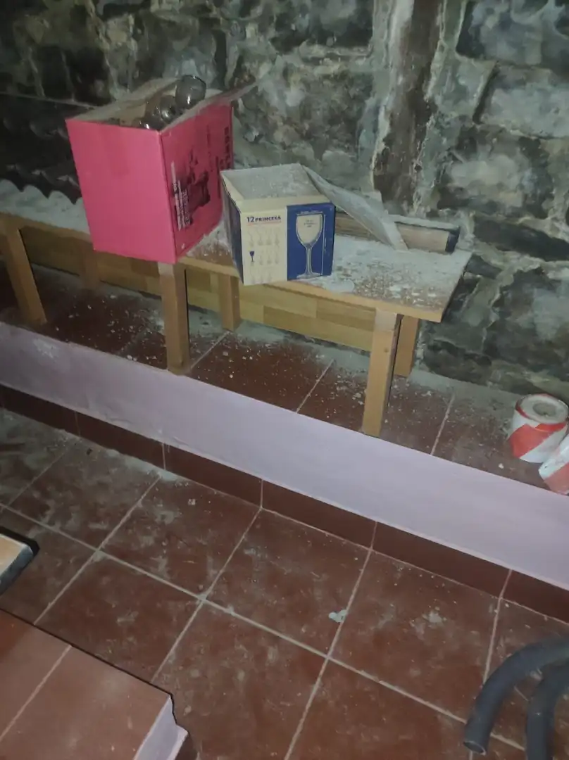 Einfamilien-Reihenhaus zum Verkauf in Barruelo de Santullán mit Ofen, Waschmaschine und Fernseher