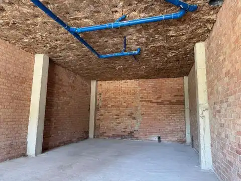 Local de lloguer en Sants - Montjuïc
