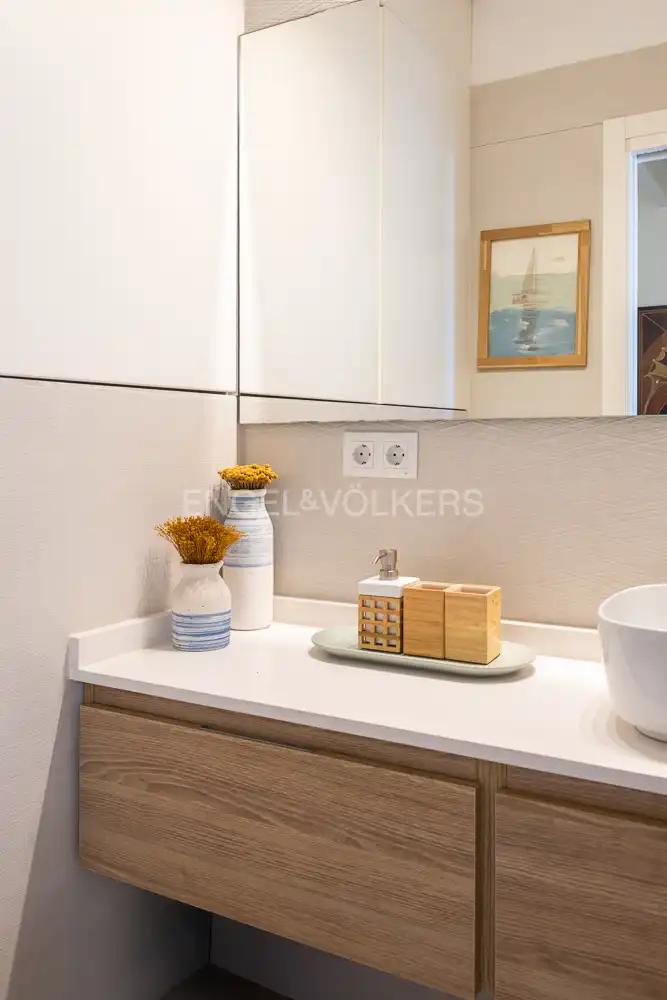 Bathroom of Houses for rent in Valencia  with Heating, Private garden and Terrace