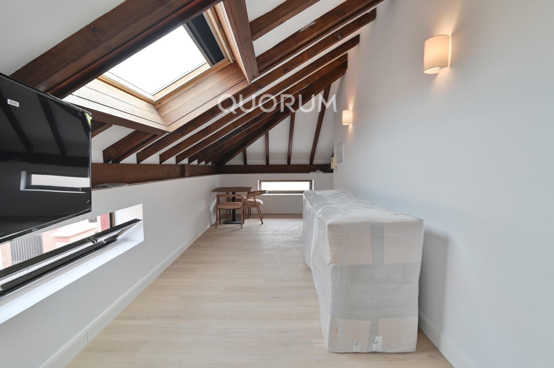 Flat to rent in Calle Marqués del Puerto, Ensanche - Moyua - Diputación