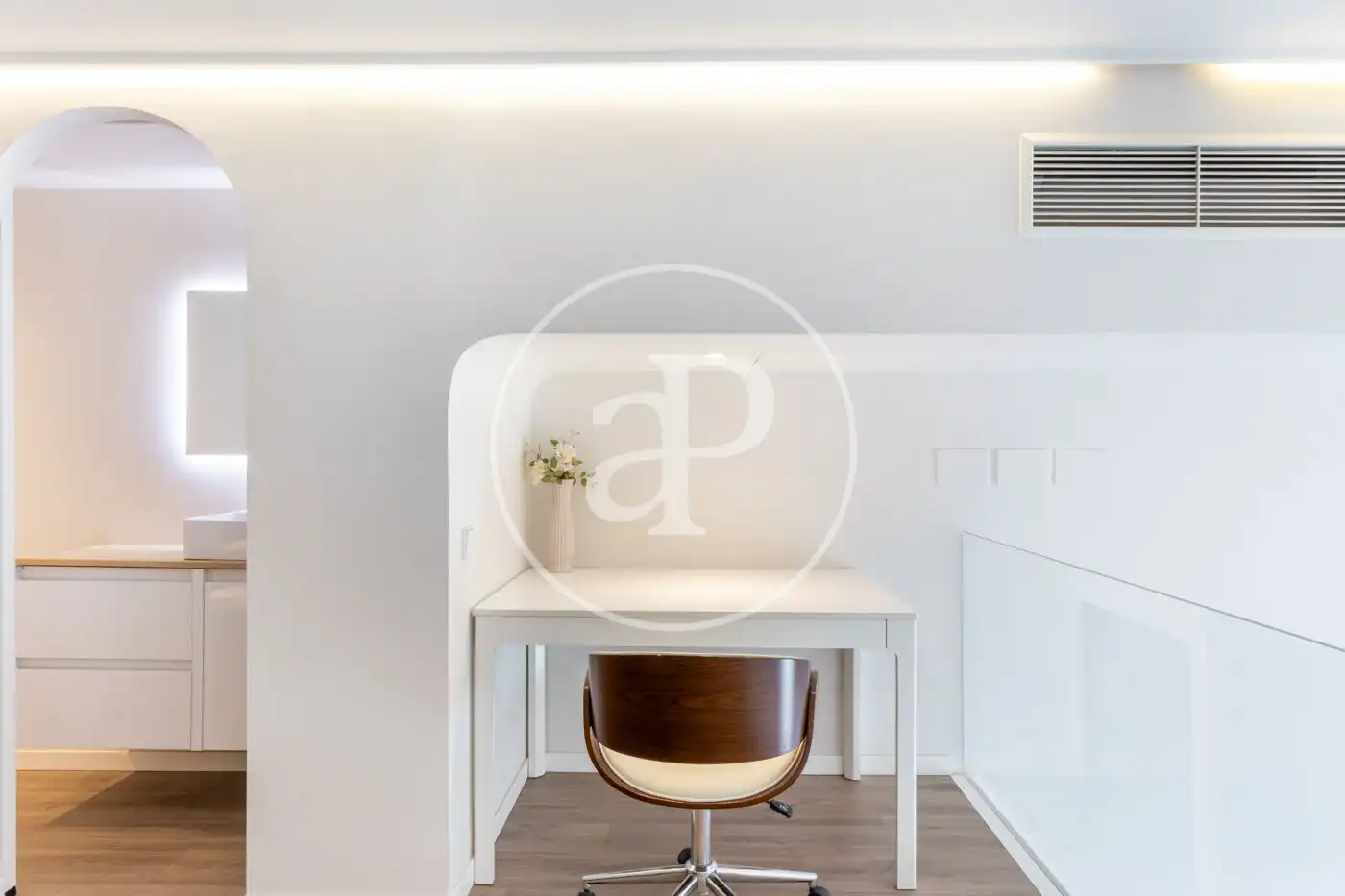 Piso en venta en Valencia con Aire acondicionado, Calefacción y Jardín privado