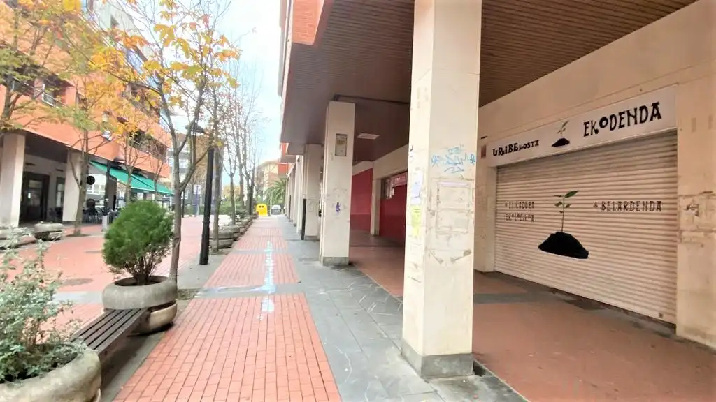 Business premises for sale in Sopela