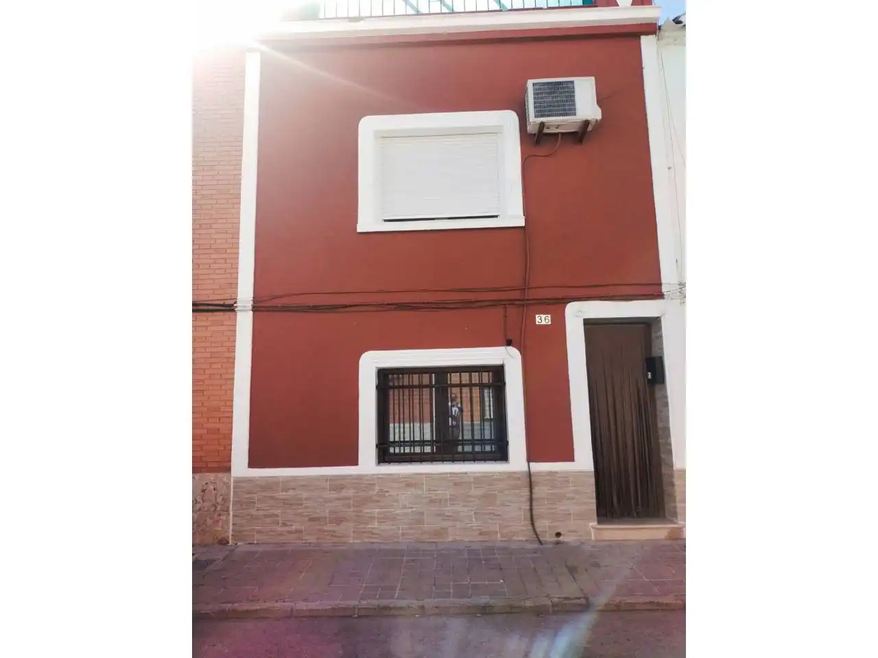 Außenansicht von Wohnung zum Verkauf in Manzanares mit Klimaanlage, Heizung und Parkett