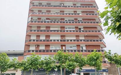 Exterior view of Flat for sale in Los Corrales de Buelna   with Heating, Parquet flooring and Balcony