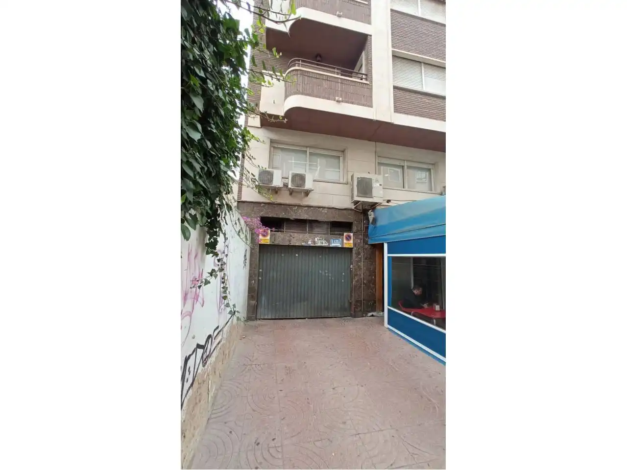 Garage for rent in Calle REINA VICTORIA, 2, Plaza de Toros - Avenida Chapí - Trinquete