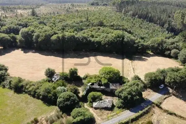 Casa o chalet en venta en Begonte con Jardín privado