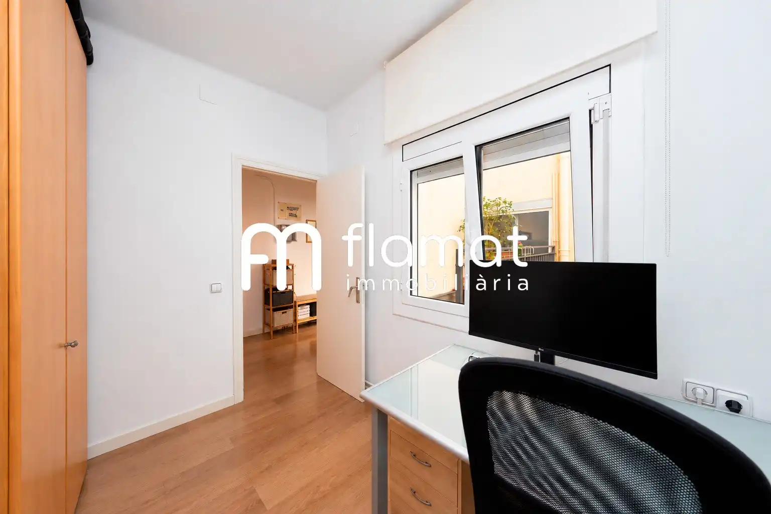 Flat with terrace for sale in Carrer de València, imagen 7