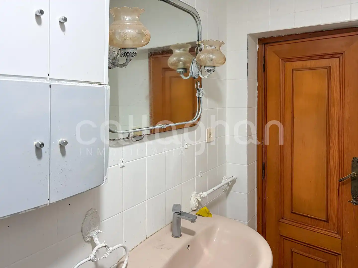 Bany de Casa o xalet en venda en Ontinyent amb Aire condicionat, Traster i Moblat