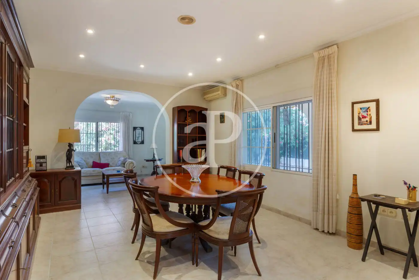 Comedor de Casa o chalet en venta en Paterna con Aire acondicionado, Calefacción y Jardín privado