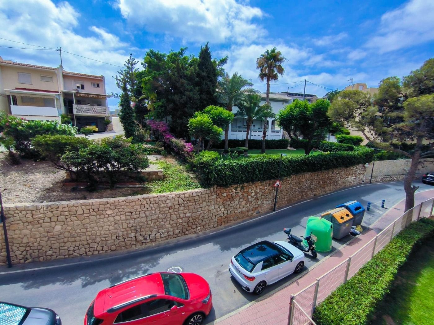 Vista exterior de Apartamento en venta en Benidorm con Jardín privado, Terraza y Piscina comunitaria