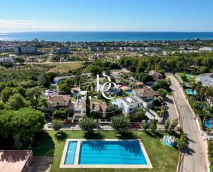 Exterior view of Flat for sale in Sitges  with Heating, Private garden and Terrace