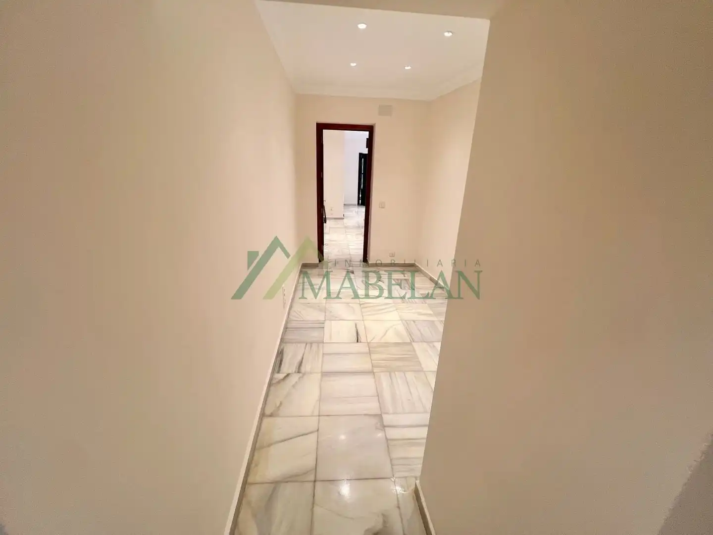 Office for rent in Jerez de la Frontera  with Heating