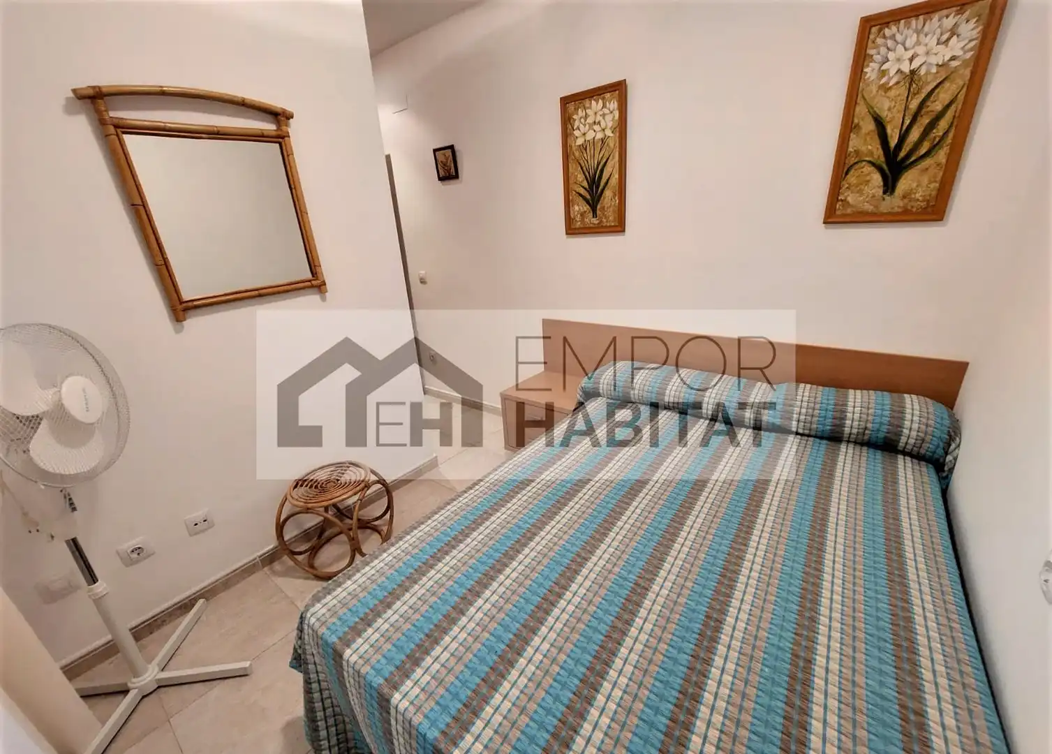 Bedroom of Apartments for sale in El Port