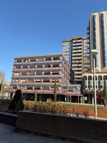 Piso en Venta en Avenida del General Perón en Cuatro Caminos - Azca