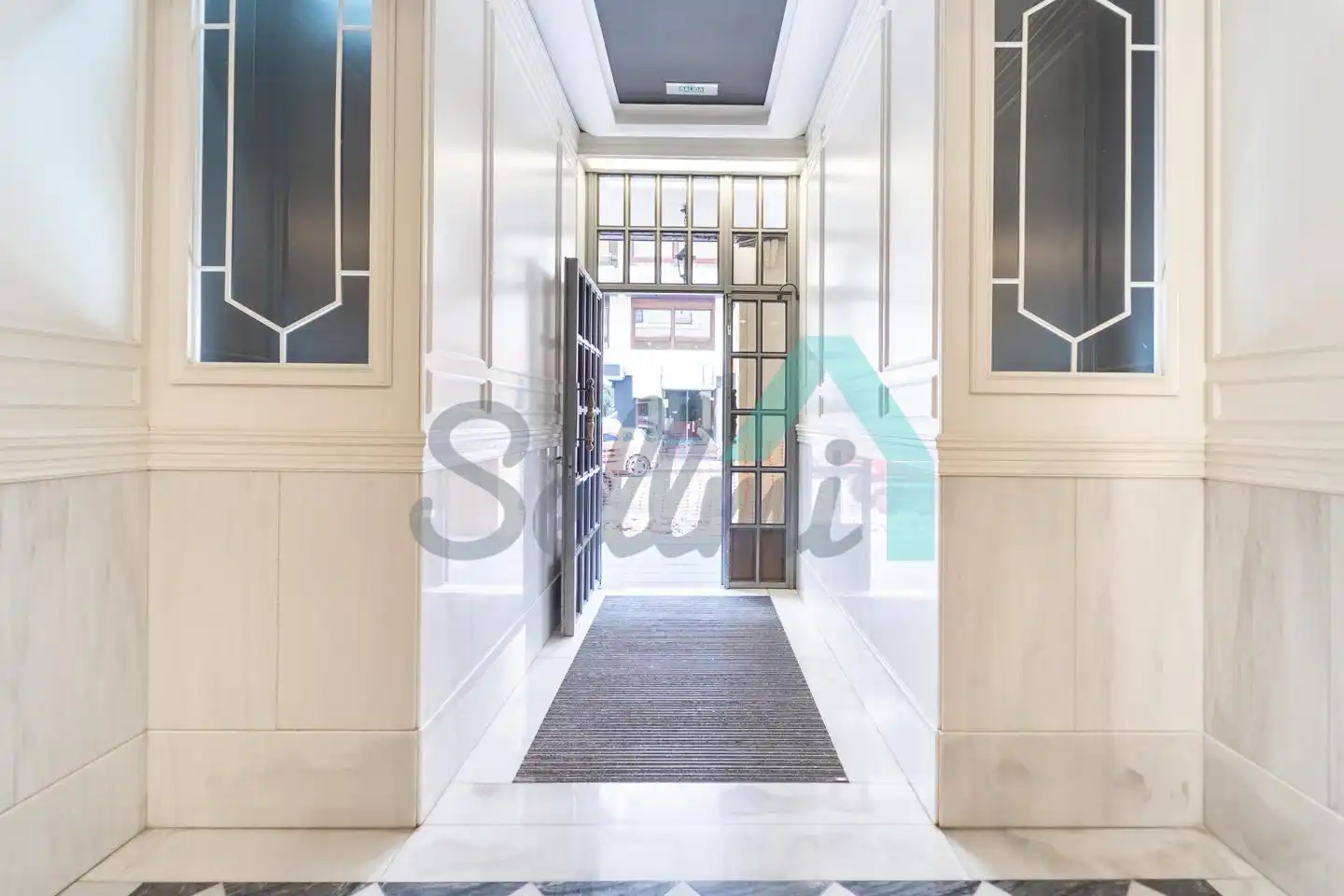 Büro zum Verkauf in Oviedo  mit Heizung
