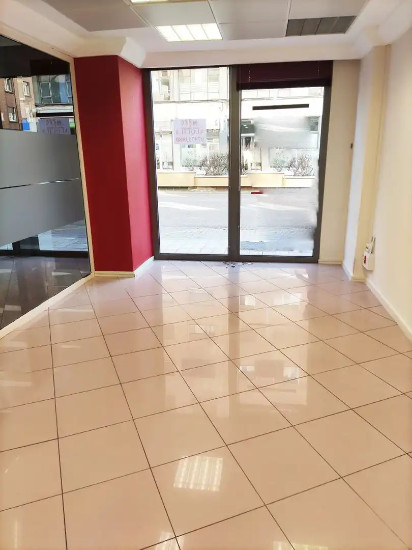 Local comercial en alquiler en MODESTO LAFUENTE 12, imagen 7