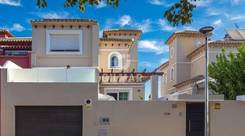 Photo 3 of Single-family semi-detached for sale in Los Álamos, Málaga