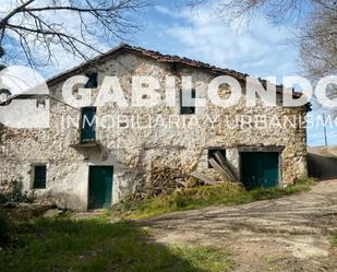 Vista exterior de Finca rústica en venda en Elgoibar amb Jardí privat