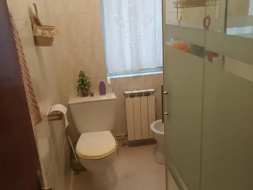 Bany de Pis en venda en Salamanca Capital amb Terrassa i Balcó