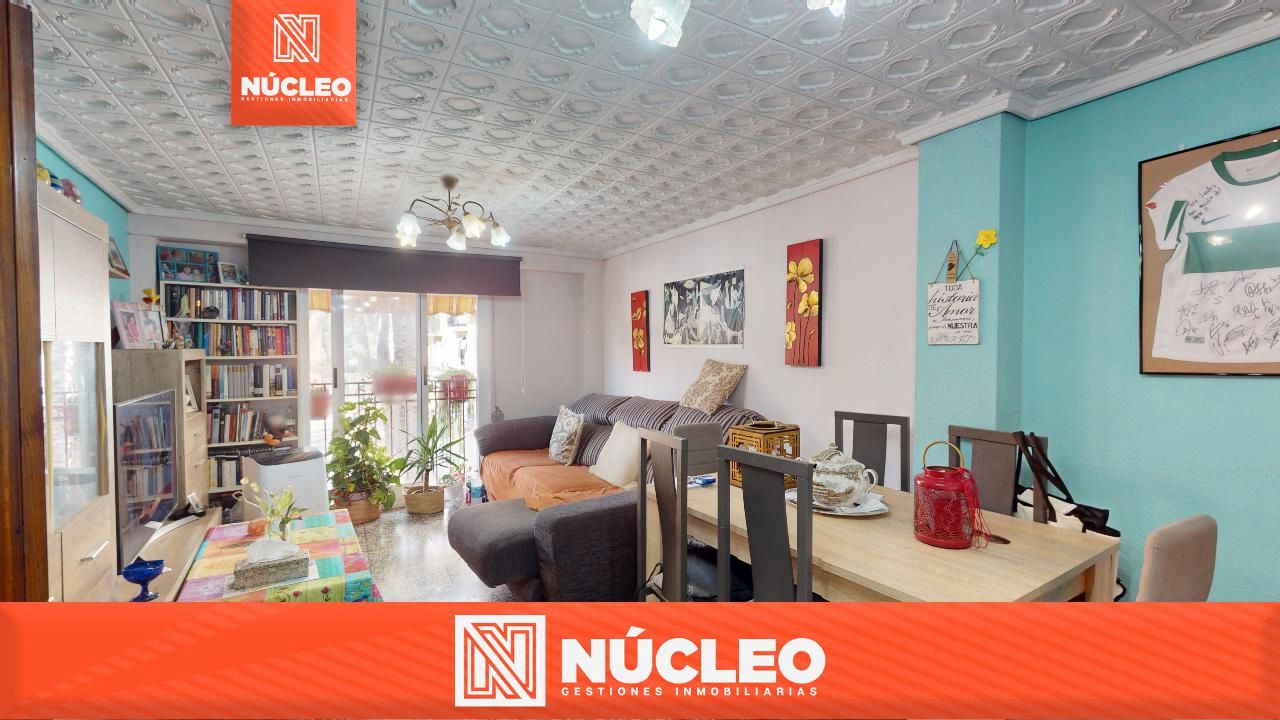 Sala de estar de Piso en venta en Elche / Elx con Amueblado, Horno y Lavadora