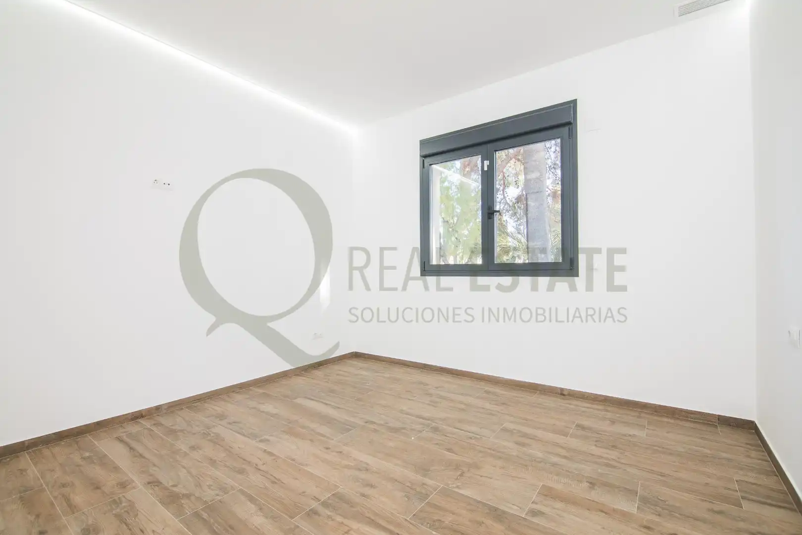 Habitación de Casa o chalet en venta en Mutxamel con Calefacción, Jardín privado y Terraza