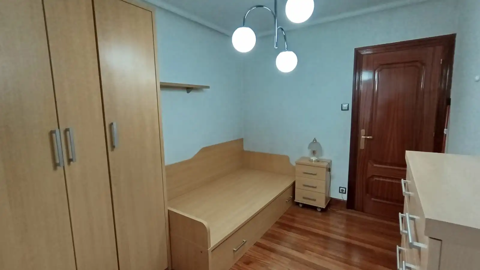 Habitación de Piso en venta en Bilbao  con Calefacción, Parquet y Amueblado