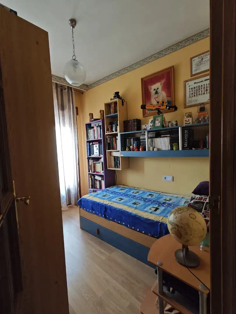 Dormitori de Pis en venda en Baza amb Aire condicionat, Calefacció i Moblat