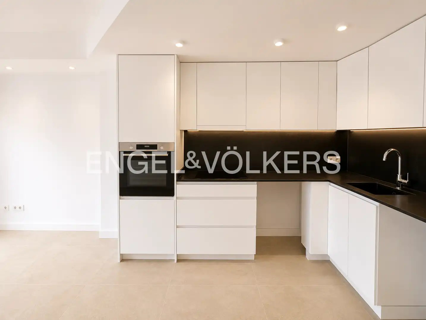 Kitchen of Flat for sale in Dénia  with Heating and Swimming Pool
