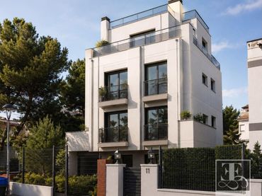 Piso con piscina en venta en Holanda