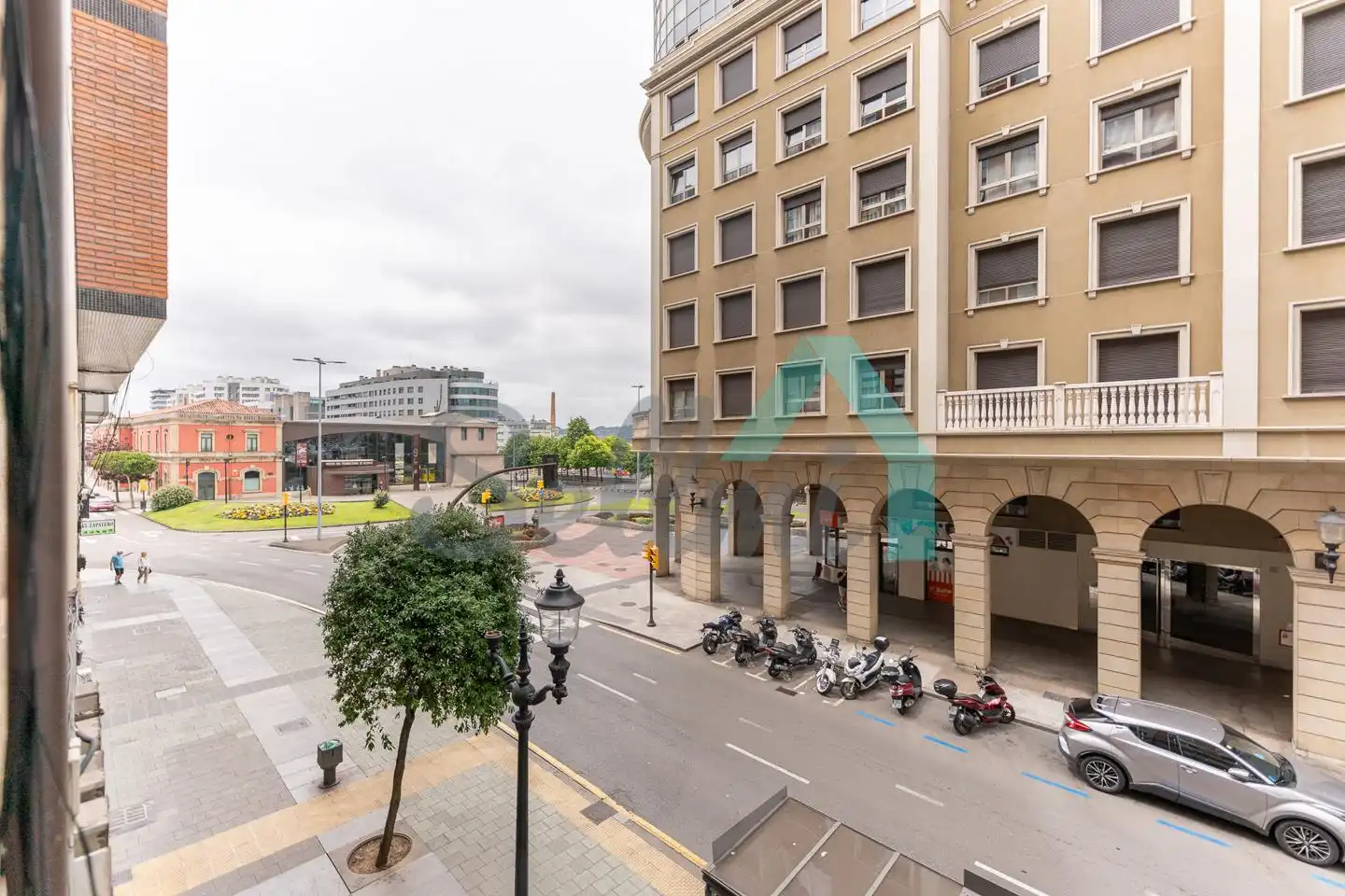 Vista exterior de Piso de alquiler en Gijón  con Calefacción y Amueblado