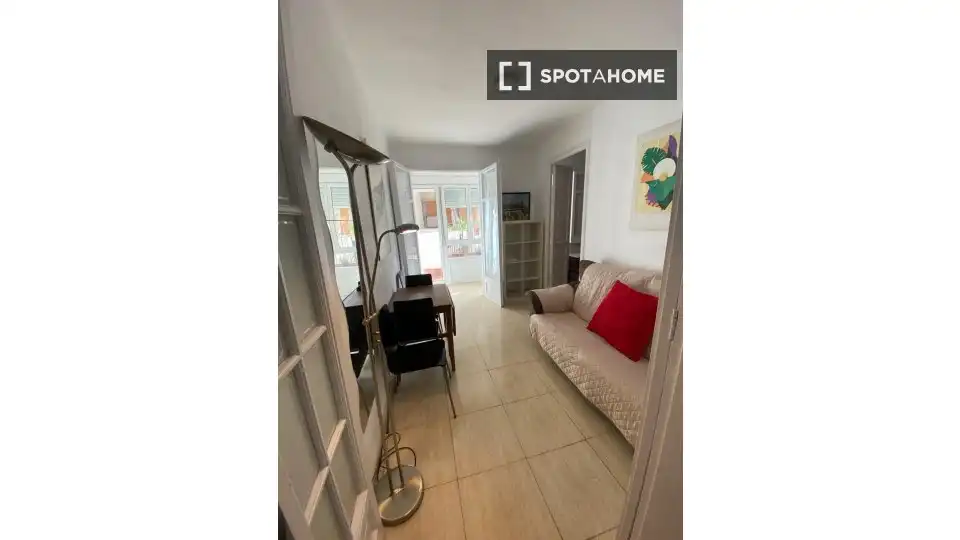 Flat with terrace to rent in Eixample, imagen 3