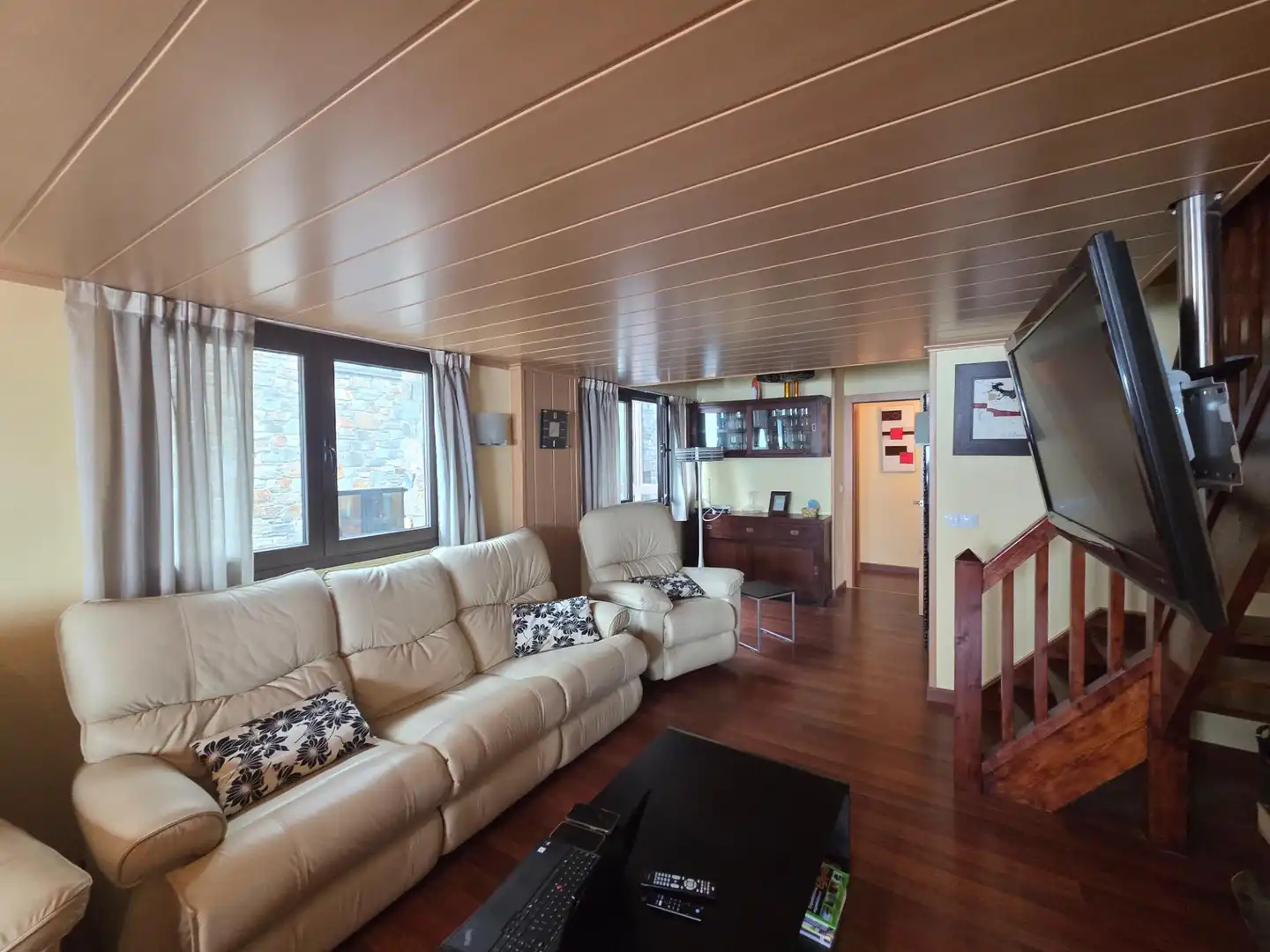 Sala de estar de Ático en venta en Encamp con Calefacción, Parquet y Amueblado