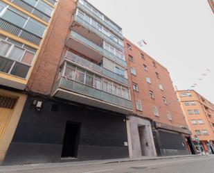 Exterior view of Flat for sale in Palencia Capital  with Heating, Storage room and Furnished