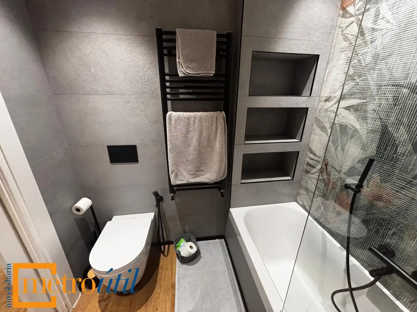 Baño de Piso en venta en Salamanca con Calefacción, Parquet y Amueblado
