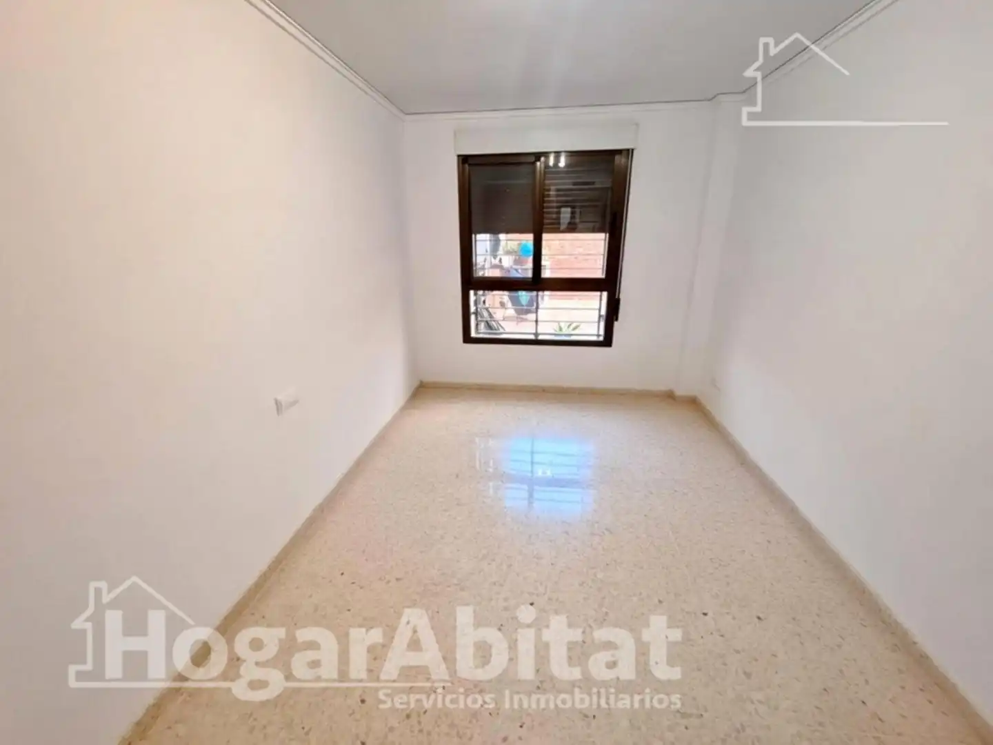 Bedroom of Flat for sale in Montserrat  with Air Conditioner, Heating and Terrace