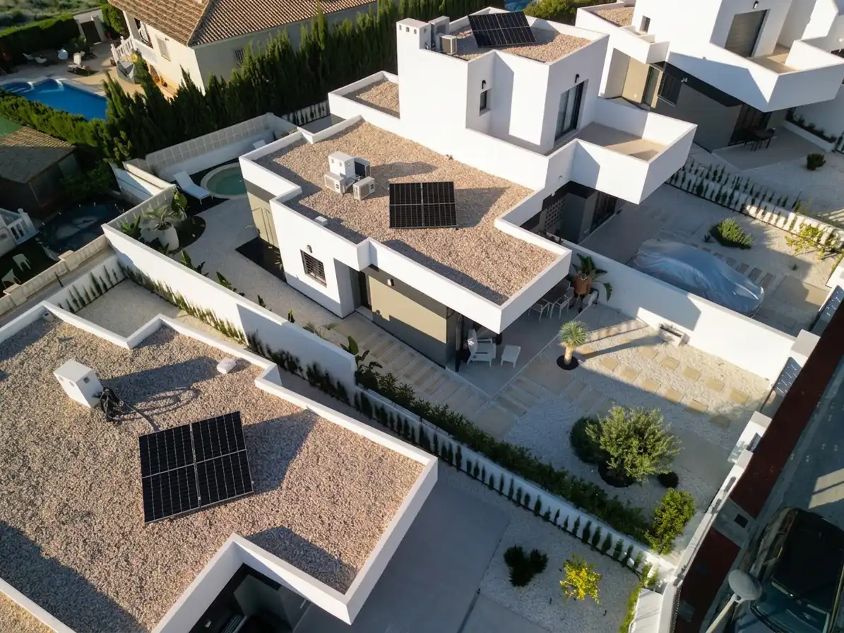 Vista exterior de Casa adosada en venda en Busot amb Aire condicionat, Calefacció i Jardí privat