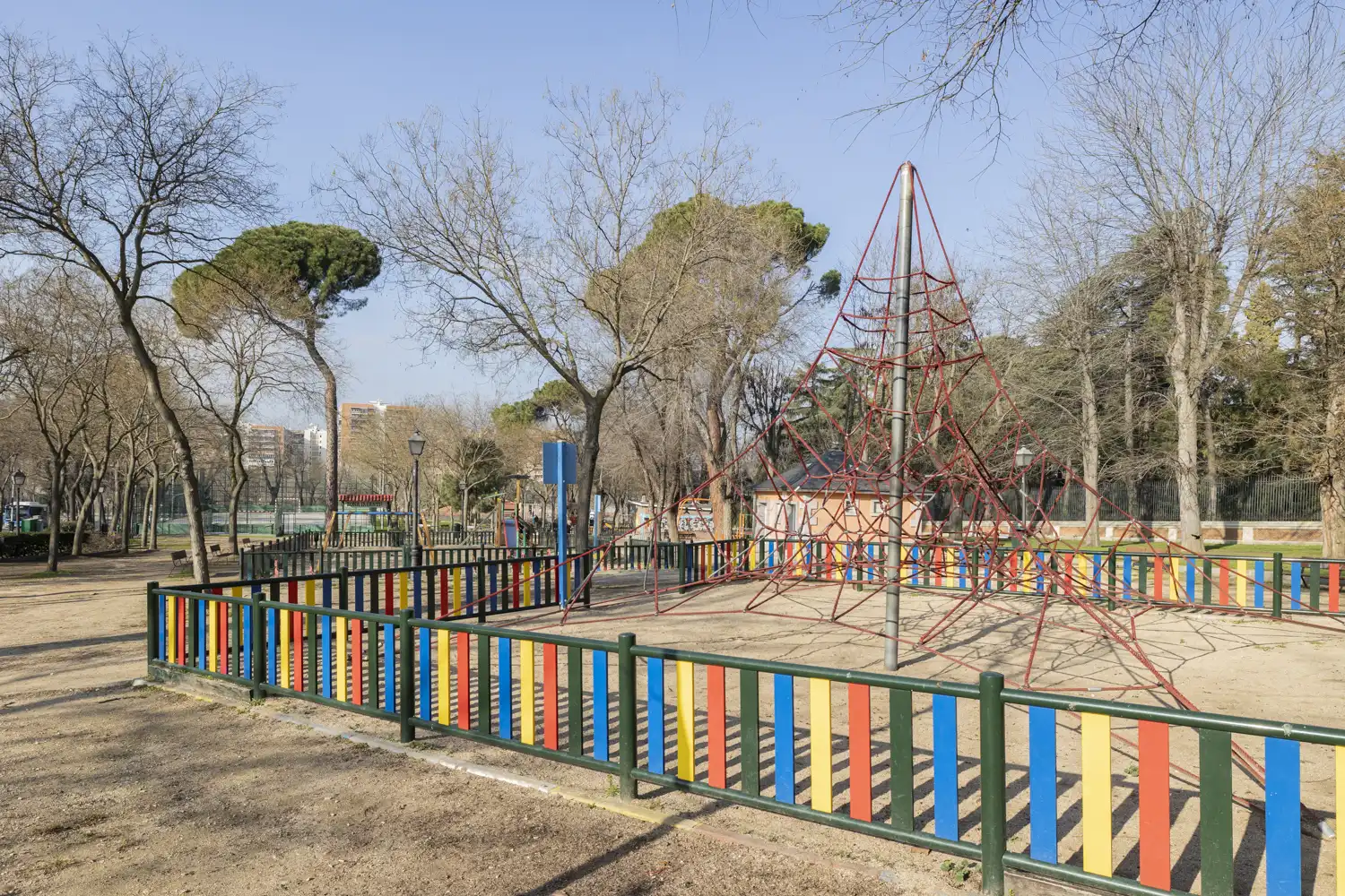 Vista exterior de Piso en venta en Madrid con Calefacción y Trastero