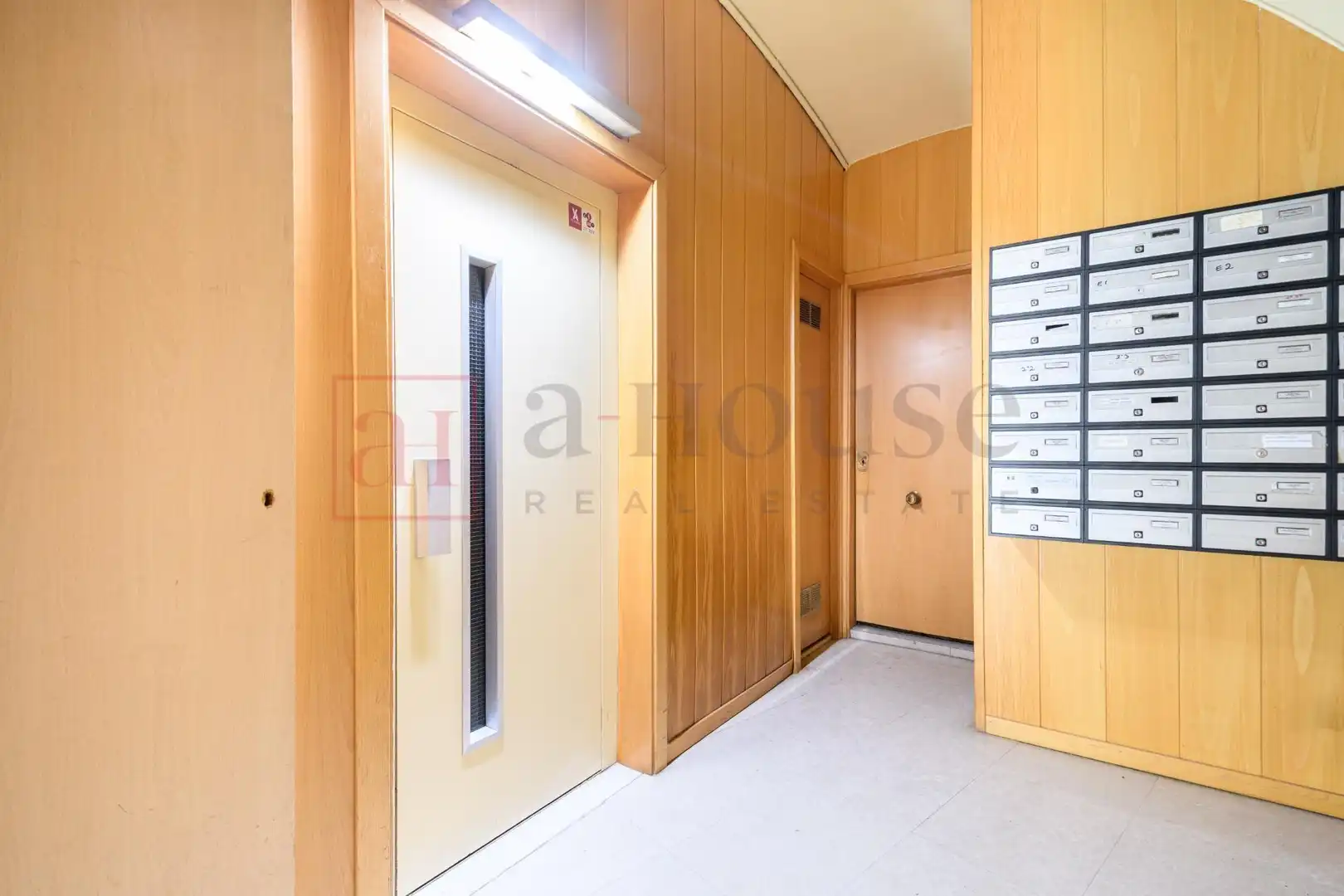 Piso en venta en Barcelona con Aire acondicionado, Calefacción y Parquet