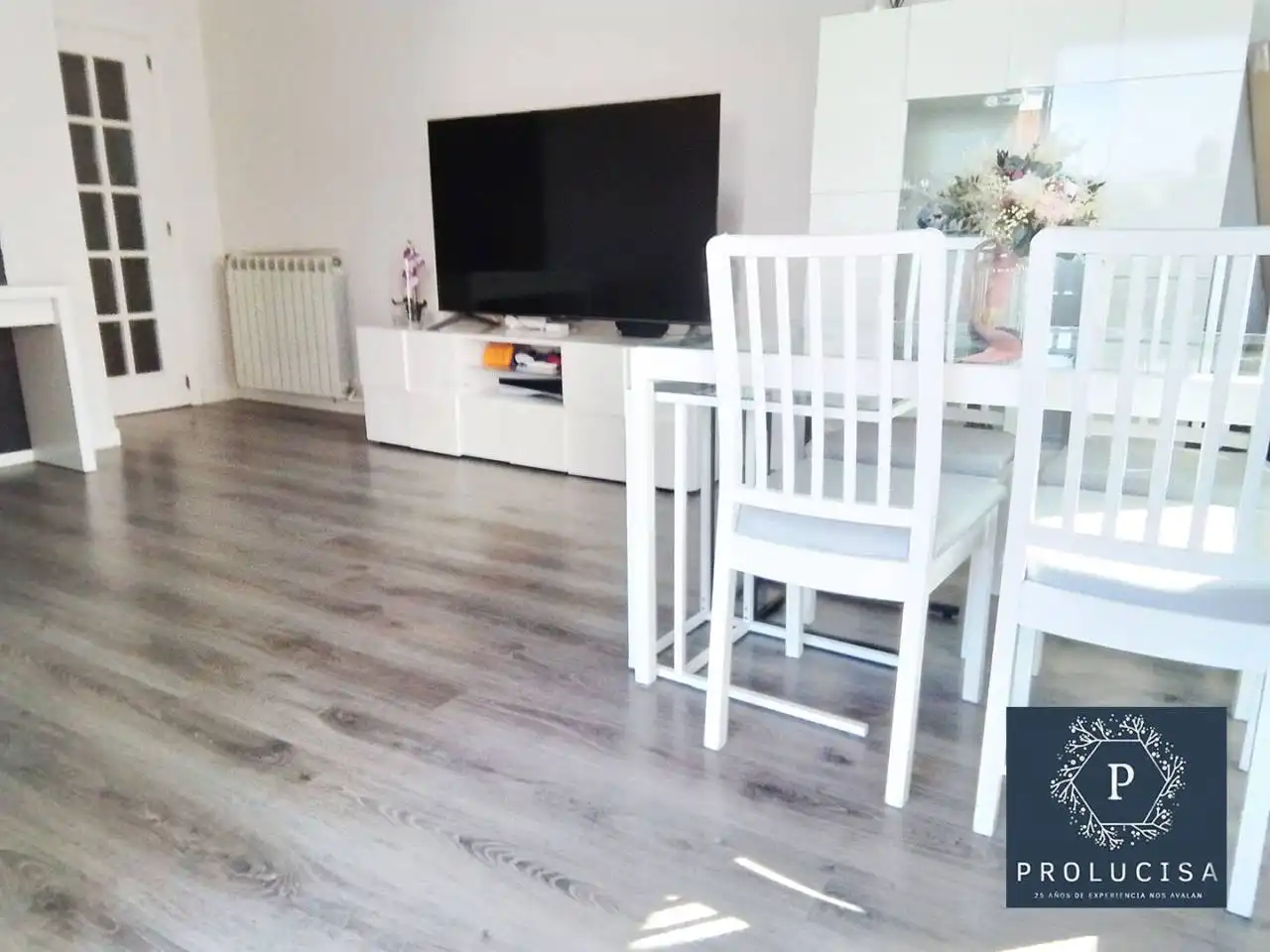 Living room of Flat for sale in Móstoles  with Air Conditioner, Heating and Terrace