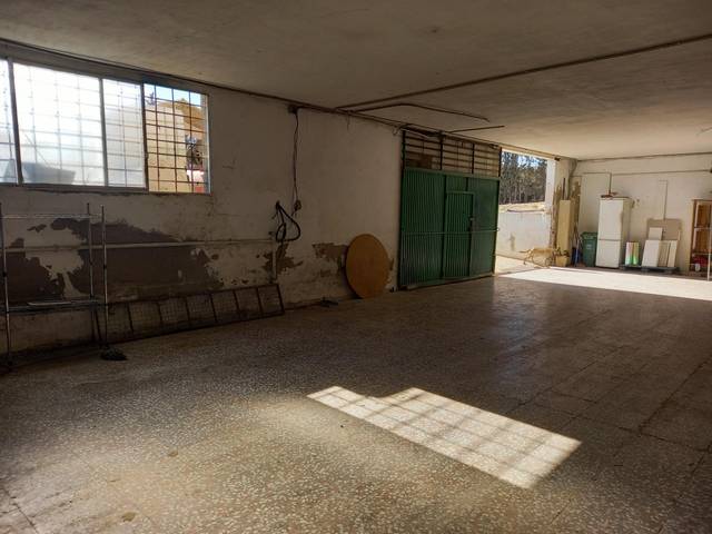 Nave industrial en Alquiler en Nou Altabix