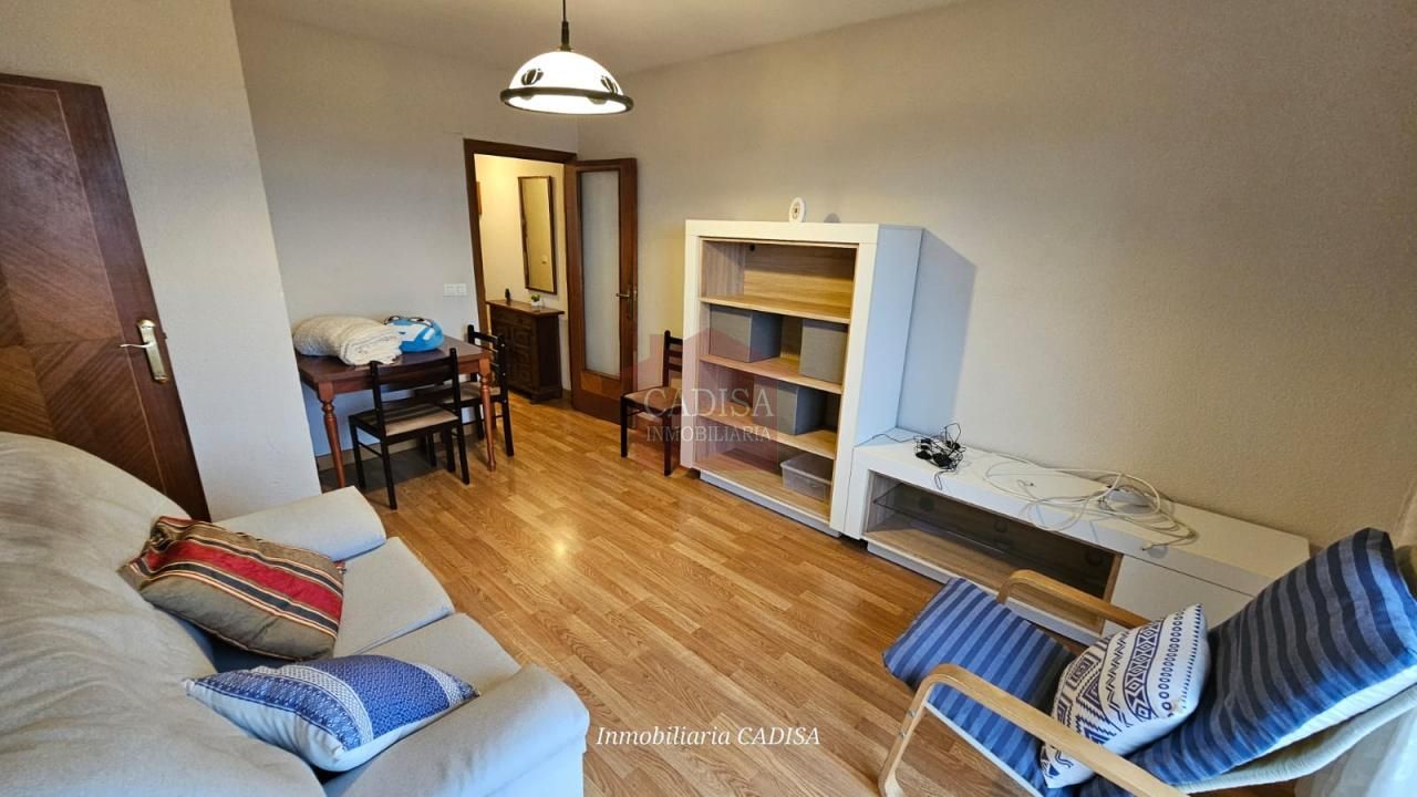 Sala d'estar de Pis de lloguer en Salamanca Capital amb Calefacció, Terrassa i Moblat