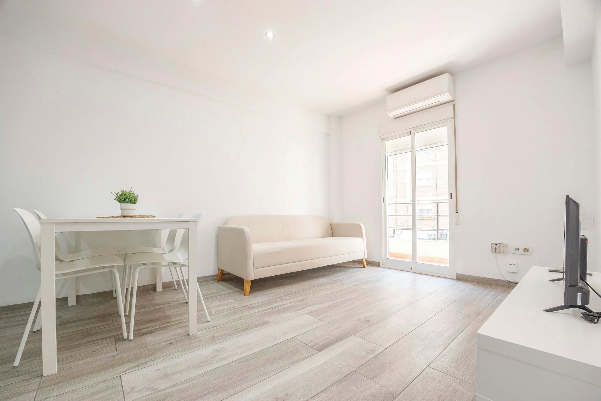 Bedroom of Flat to rent in  Valencia Capital  with Air Conditioner, Heating and Furnished