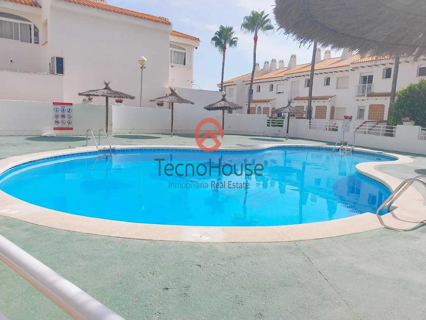 Piscina de Apartament en venda en Orihuela Costa