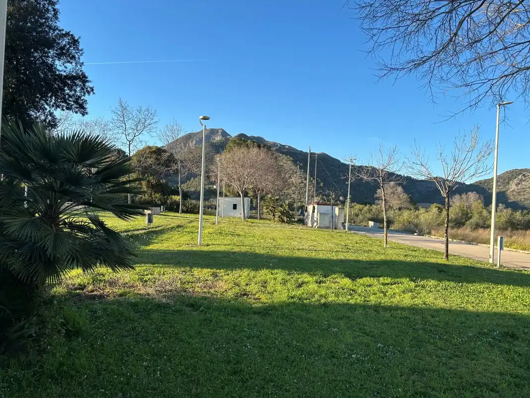 Vista exterior de Casa o xalet en venda en Gandia amb Aire condicionat, Jardí privat i Terrassa