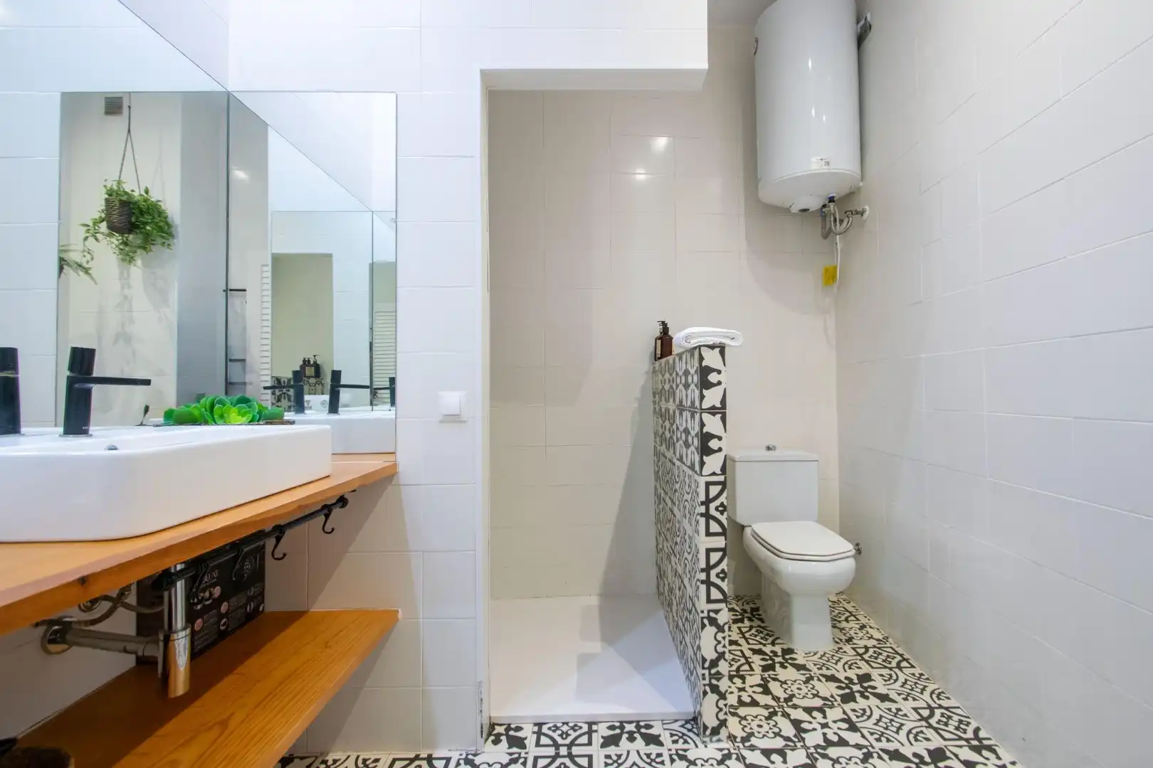 Flat for sale in Sevilla, Sevilla